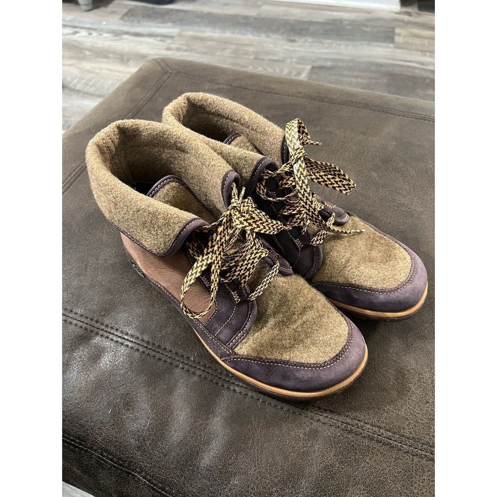 Chaco Barbary Ankle Boots Women's 10 Casual Outdoor Wool Blend Fold Over